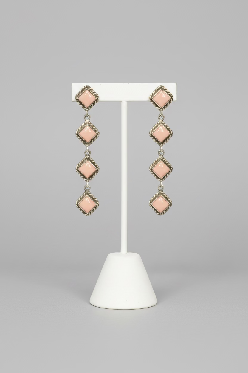 Piink Conch Diamond-shaped Stud Earrings